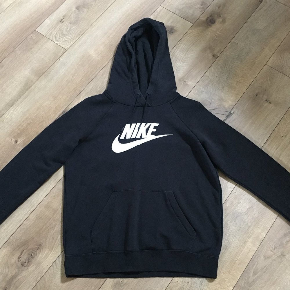 Nike black hoodie Size Small